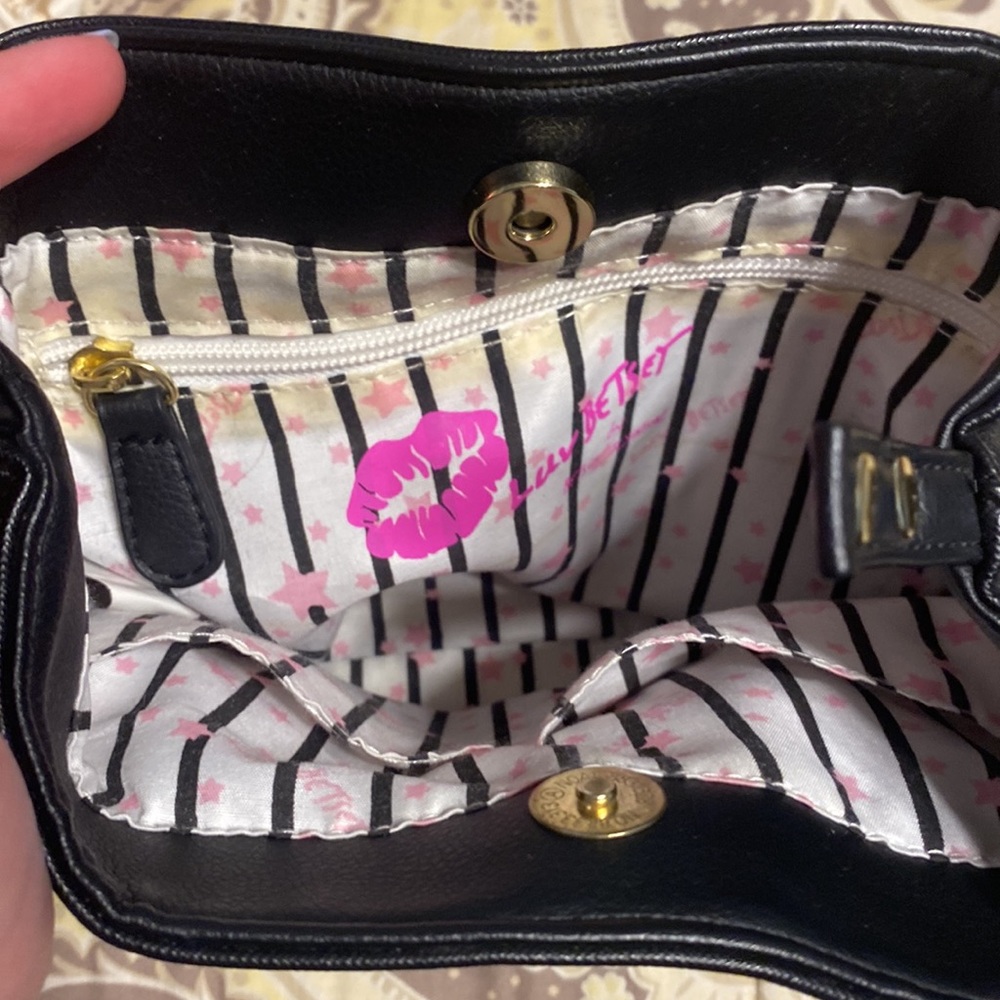 Betsey Johnson purse - Picture 3 of 3